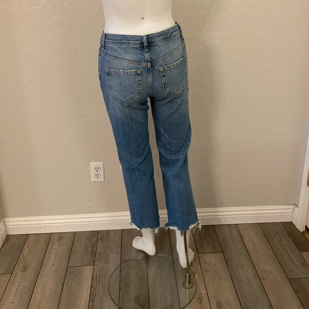 FREE PEOPLE Distressed Maggie Straight Jeans 26 Cropped Light Stone Fray Rip